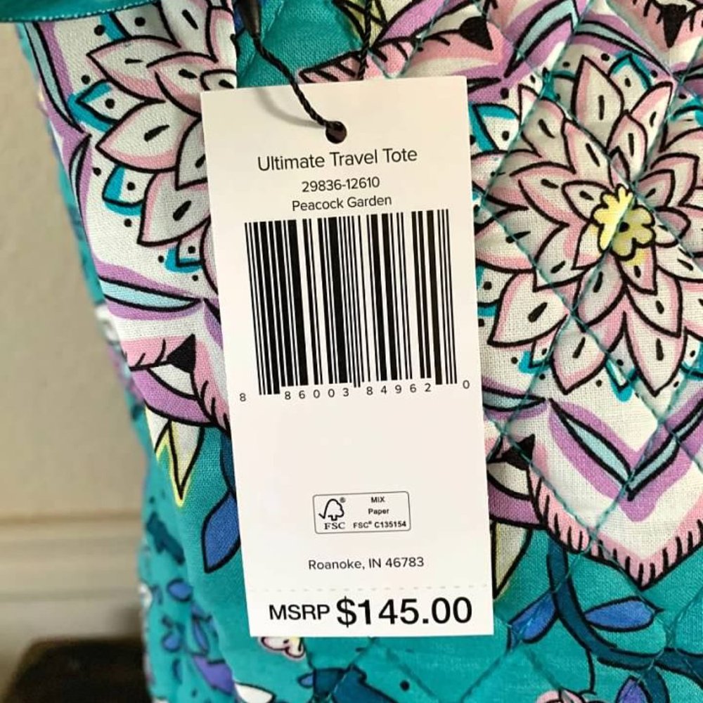 Vera Bradley Ultimate Travel Tote W/ Trolley Sleeve-Peacock Garden-NWT - Picture 4 of 4